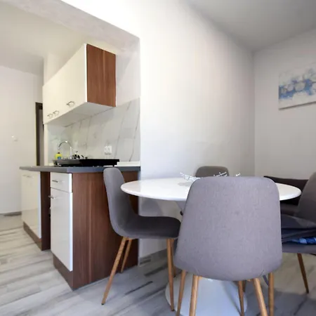 Apartment Maar By Interhome Malinska