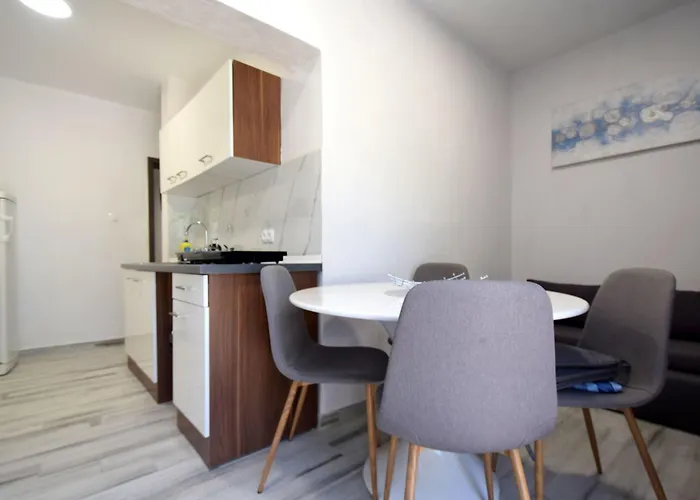 Apartment Maar By Interhome Malinska